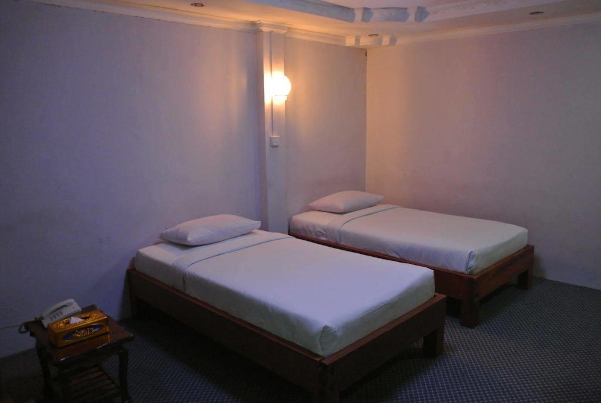 Yaewaddy Motel Gyogon Εξωτερικό φωτογραφία
